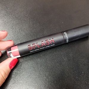 Younique Splash Liquid Lipstick-Soulful